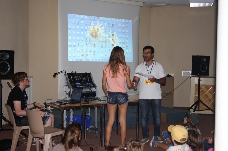 Village Camps International Summer Camp Leysin, Switzerland 2025-08-09 https://www.villagecamps.com/journals_admin/images/687-33-prom (2).jpg